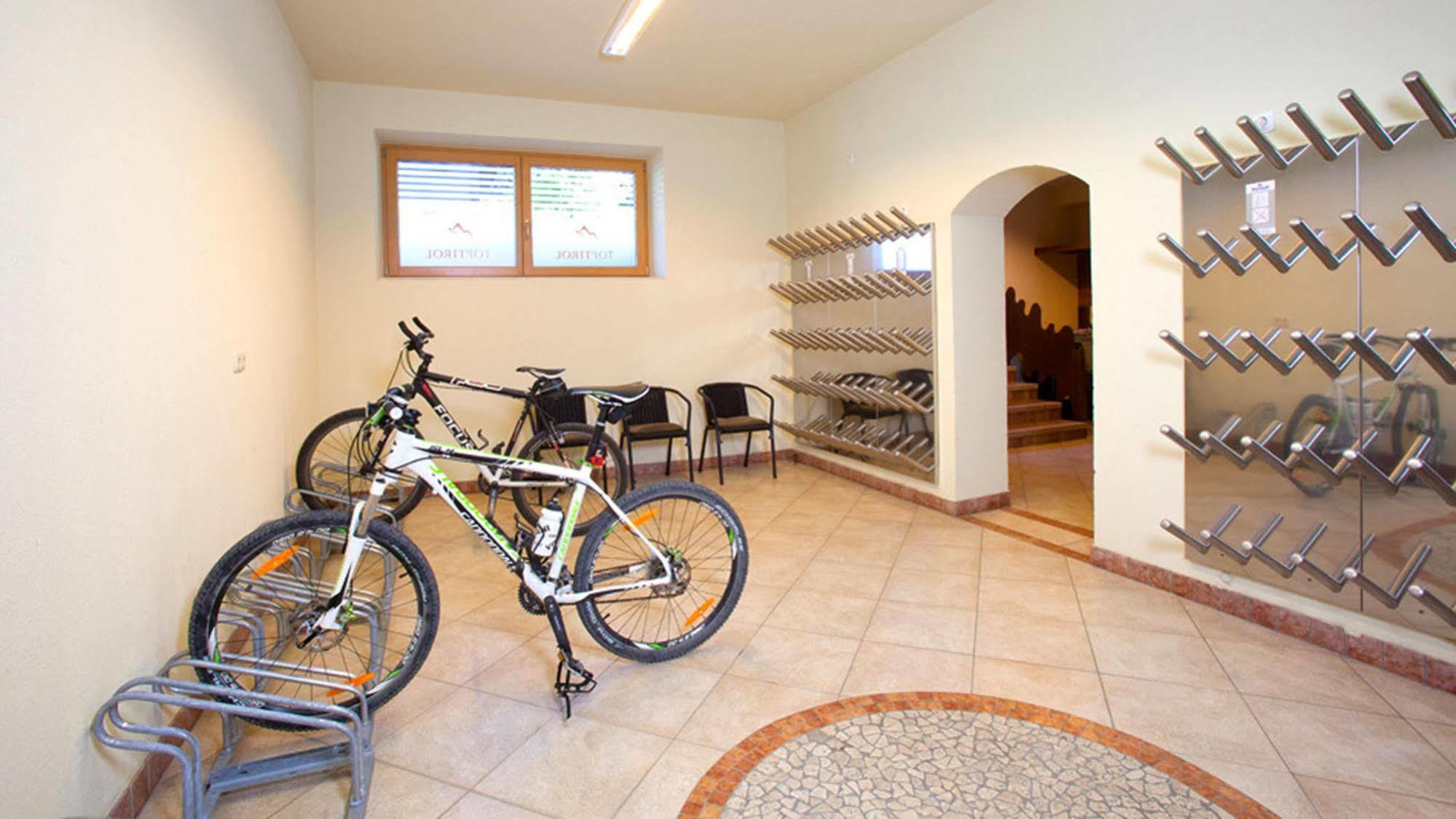 Top Tirol Appartement Huben  Exterior foto